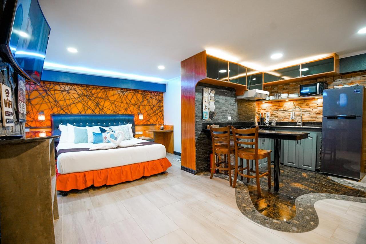 Clockworkorange Luxury Suites 4-Minutes Away To Airport มักตัน ภายนอก รูปภาพ